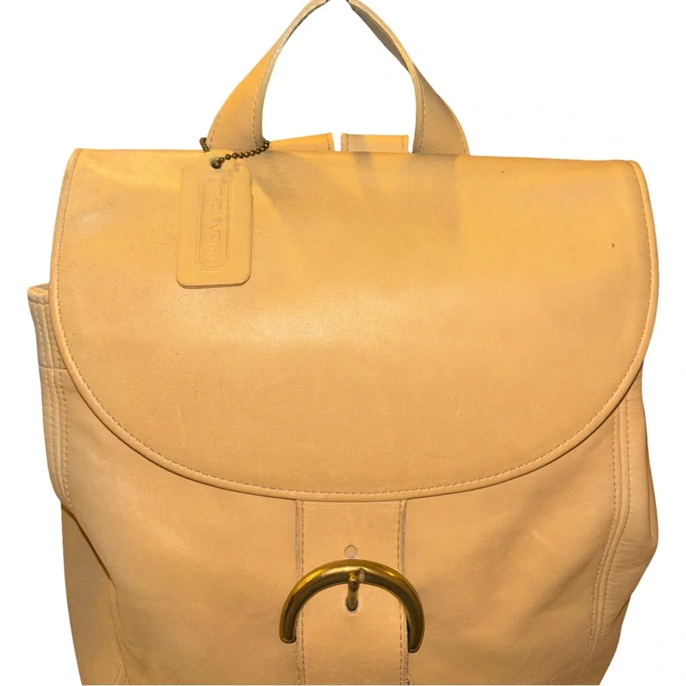 Vintage Coach Soho Buckle Tan/Yellow Leather Backpack 4134 - Picture 2 of 16